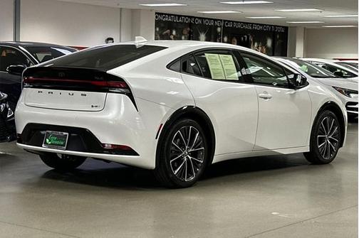 2024 Toyota Prius XLE
