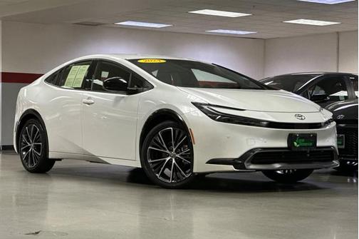 2024 Toyota Prius XLE