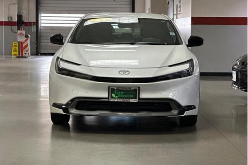 2024 Toyota Prius XLE