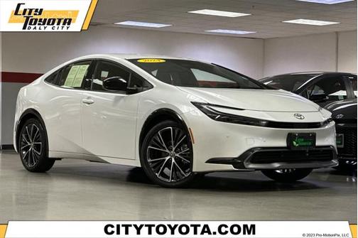 2024 Toyota Prius XLE