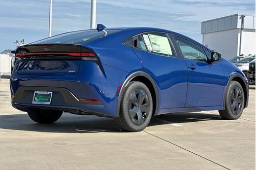 2025 Toyota Prius LE