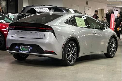 2024 Toyota Prius XLE