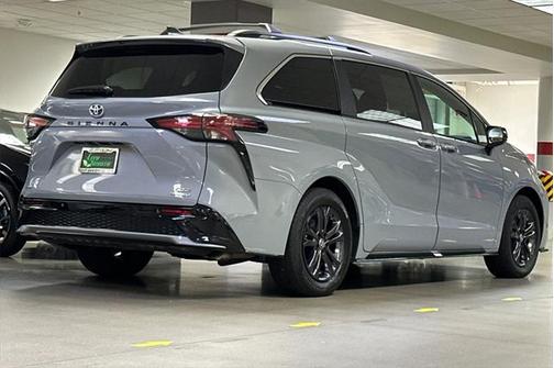 2024 Toyota Sienna XSE 7 Passenger