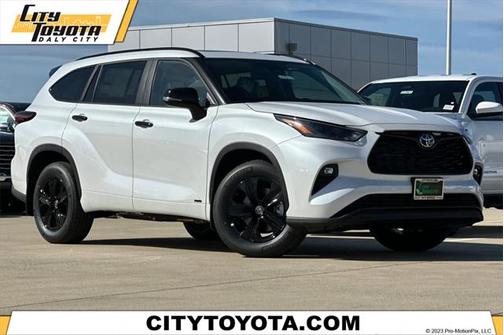 2025 Toyota Highlander Hybrid XLE