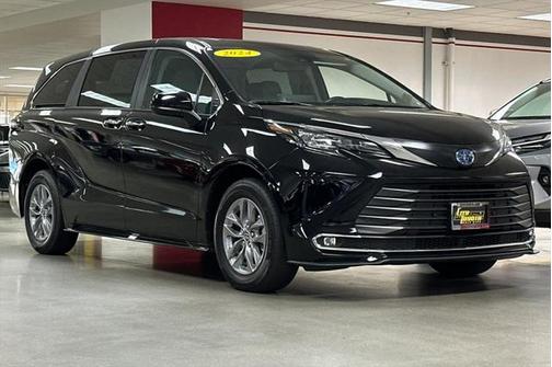 2024 Toyota Sienna XLE 7 Passenger