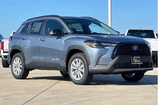 2025 Toyota Corolla Cross LE
