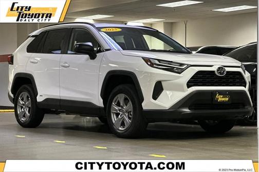 2025 Toyota RAV4 Hybrid LE