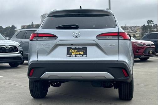 2025 Toyota Corolla Cross XLE