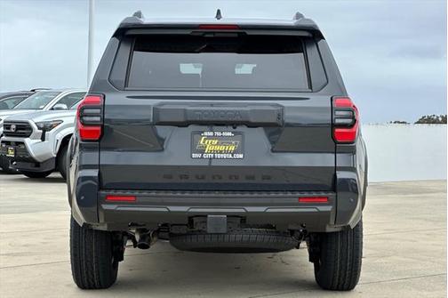 2025 Toyota 4Runner TRD Off Road