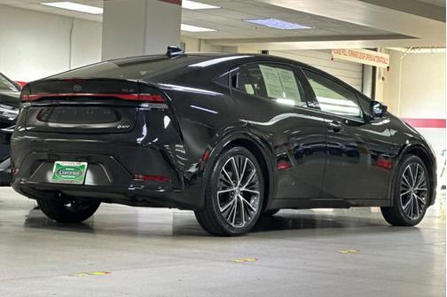 2024 Toyota Prius XLE