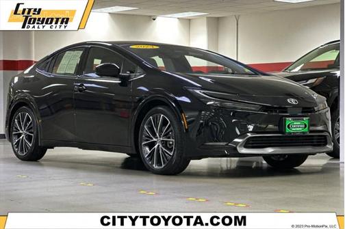 2024 Toyota Prius XLE