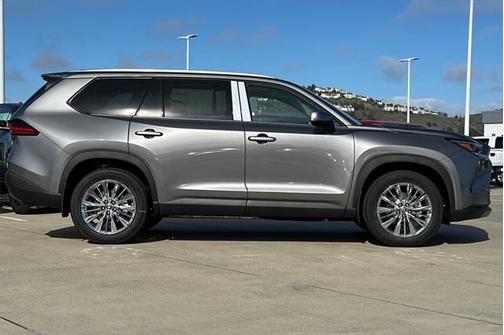 2025 Toyota Grand Highlander Platinum