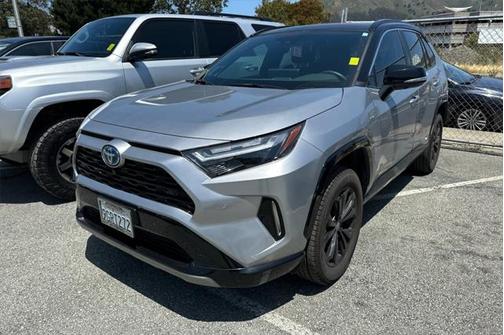 2023 Toyota RAV4 Hybrid SE
