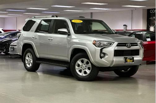 2024 Toyota 4Runner SR5
