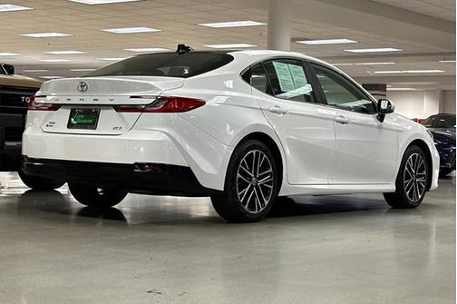 2025 Toyota Camry XLE