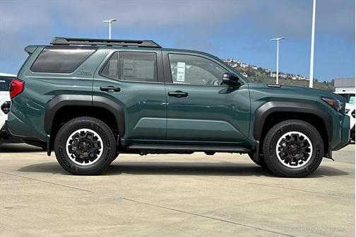 2025 Toyota 4Runner TRD Off Road