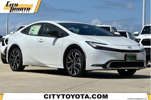 2025 Toyota Prius L