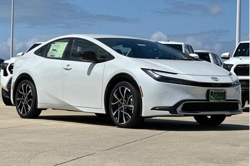 2025 Toyota Prius L