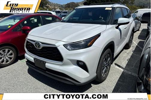 2023 Toyota Highlander XLE