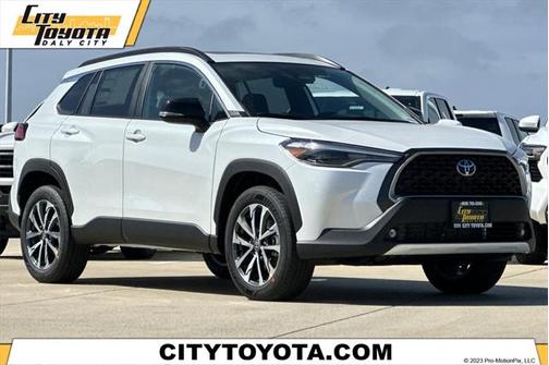 2025 Toyota Corolla Cross XLE