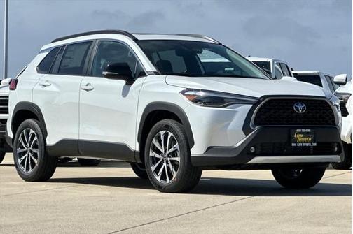 2025 Toyota Corolla Cross XLE