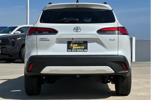 2025 Toyota Corolla Cross XLE