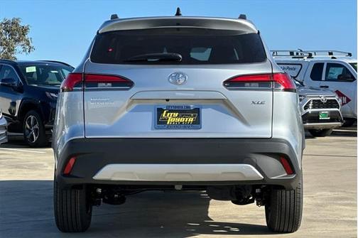 2025 Toyota Corolla Cross XLE