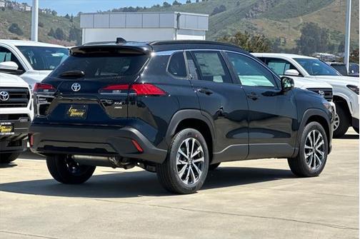 2025 Toyota Corolla Cross XLE