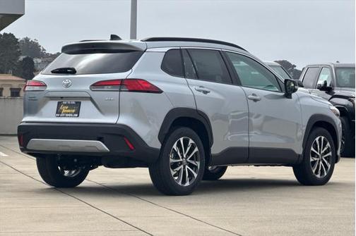 2025 Toyota Corolla Cross XLE