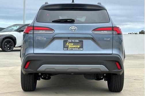 2025 Toyota Corolla Cross XLE