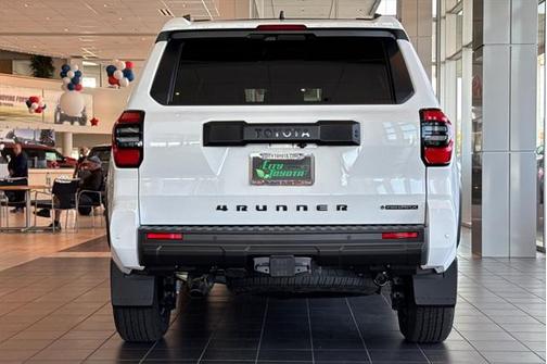 2025 Toyota 4Runner TRD Off Road