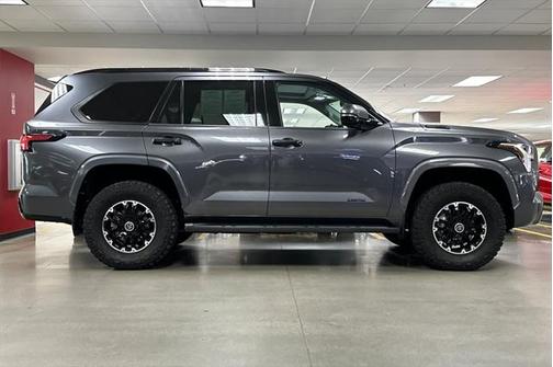 2023 Toyota Sequoia Limited
