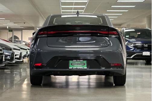 2024 Toyota Prius XLE