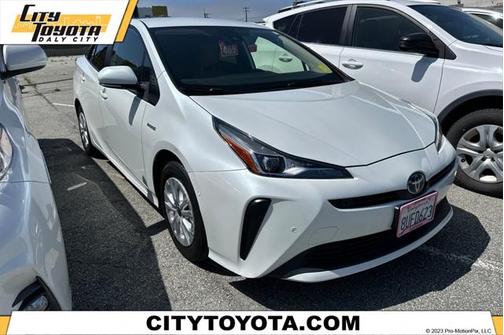 2021 Toyota Prius LE