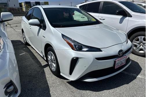 2021 Toyota Prius LE