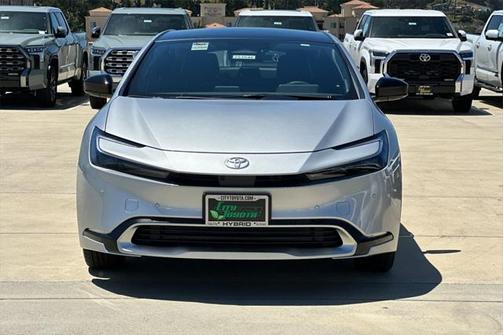 2025 Toyota Prius L