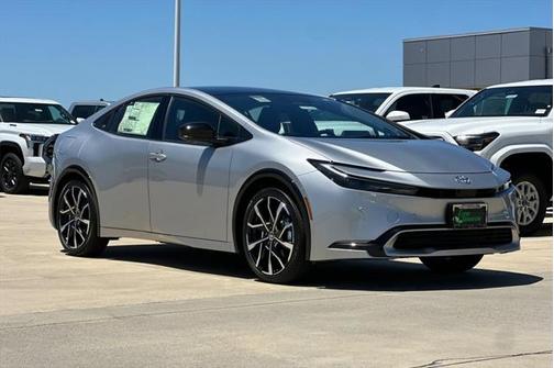 2025 Toyota Prius L