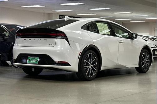 2024 Toyota Prius XLE