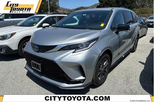 2024 Toyota Sienna XSE 7 Passenger