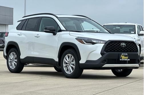 2025 Toyota Corolla Cross LE