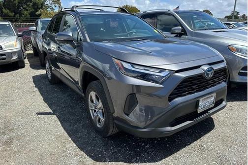 2022 Toyota RAV4 Hybrid XLE