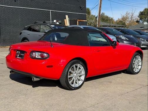 2006 Mazda MX-5 Miata Grand Touring