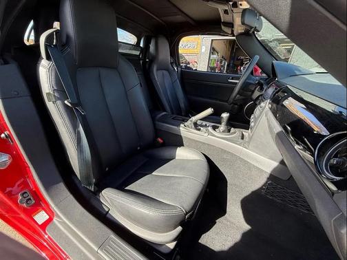 2006 Mazda MX-5 Miata Grand Touring