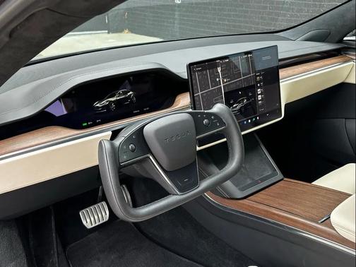 2022 Tesla Model S Dual Motor All-Wheel Drive