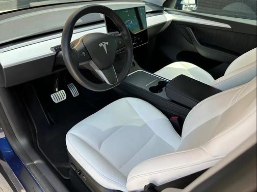 2023 Tesla Model Y Performance Dual Motor All-Wheel Drive