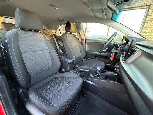 2022 Kia Rio S