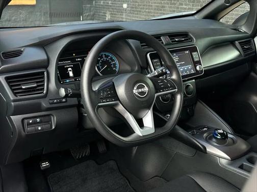 2025 Nissan Leaf S