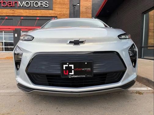 2023 Chevrolet Bolt EUV FWD LT