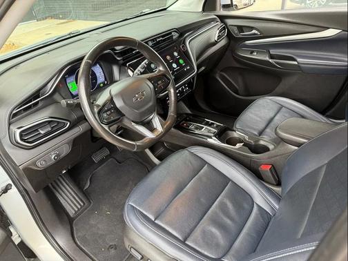 2023 Chevrolet Bolt EUV FWD LT