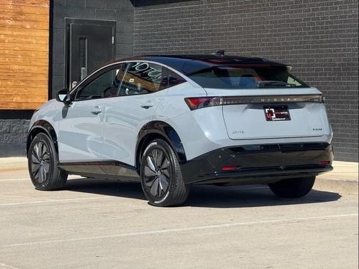 2023 Nissan ARIYA ENGAGE